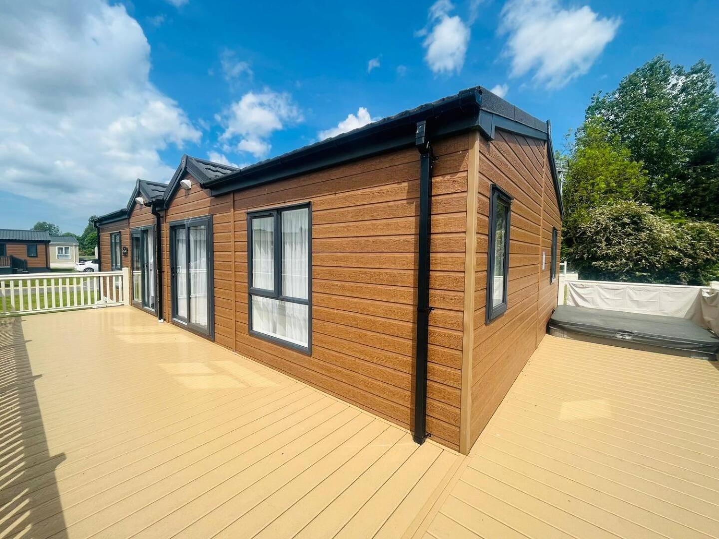 Waterside Retreat With Hot Tub Vila Pocklington Exterior foto